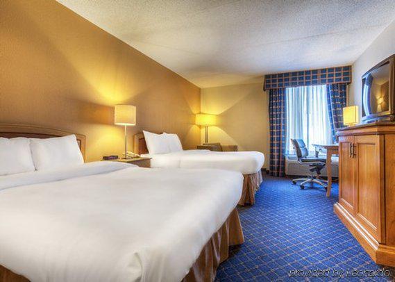 Econo Lodge Inn & Suites Norton Ngoại thất bức ảnh